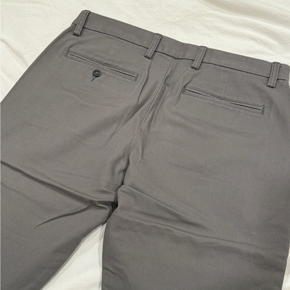 Old navy ultimate slim gray men’s pants - Picture 3 of 5